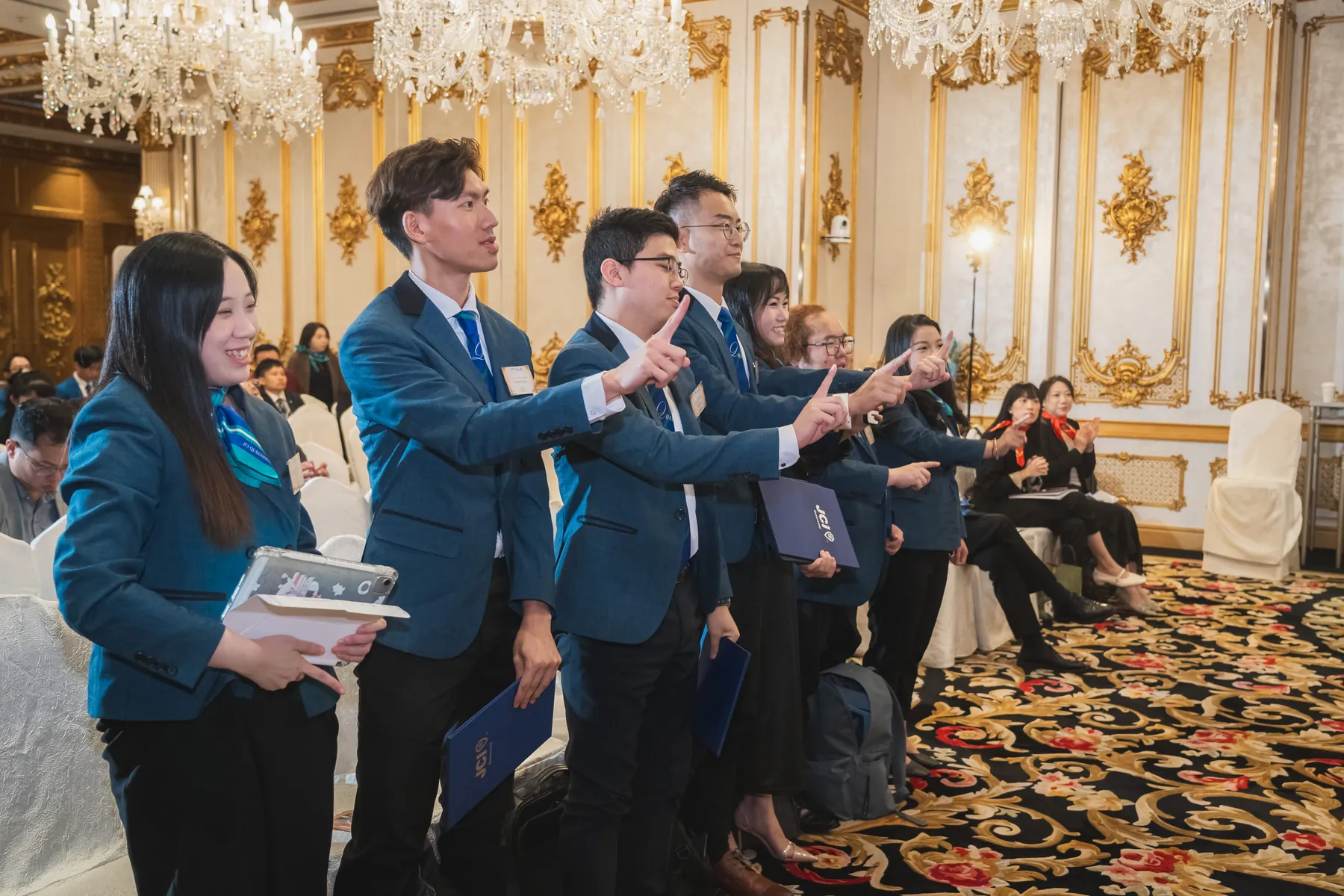 Members participating in the AGM · 34/100
