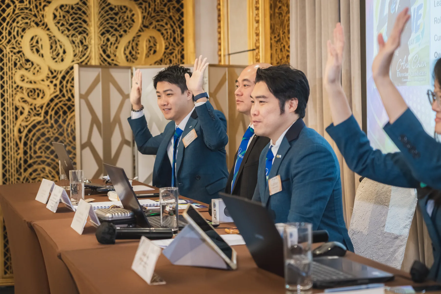 Members participating in the AGM · 40/100