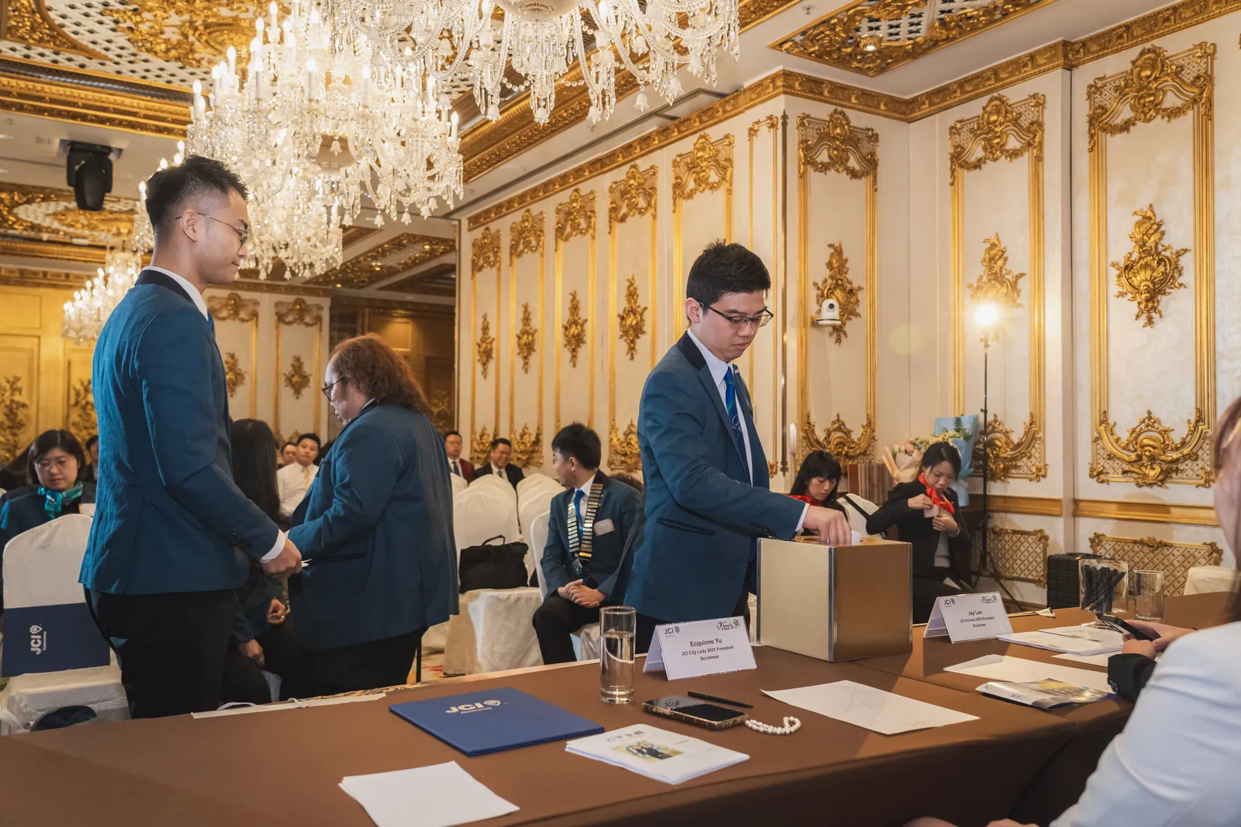 Members participating in the AGM · 46/100