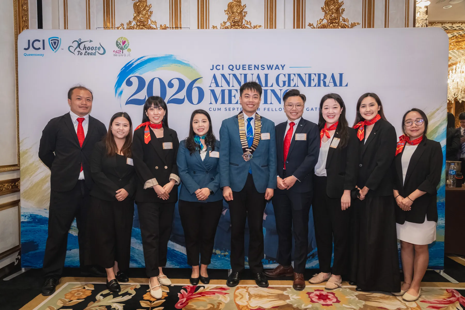 Members and guests together at the AGM · 92/100